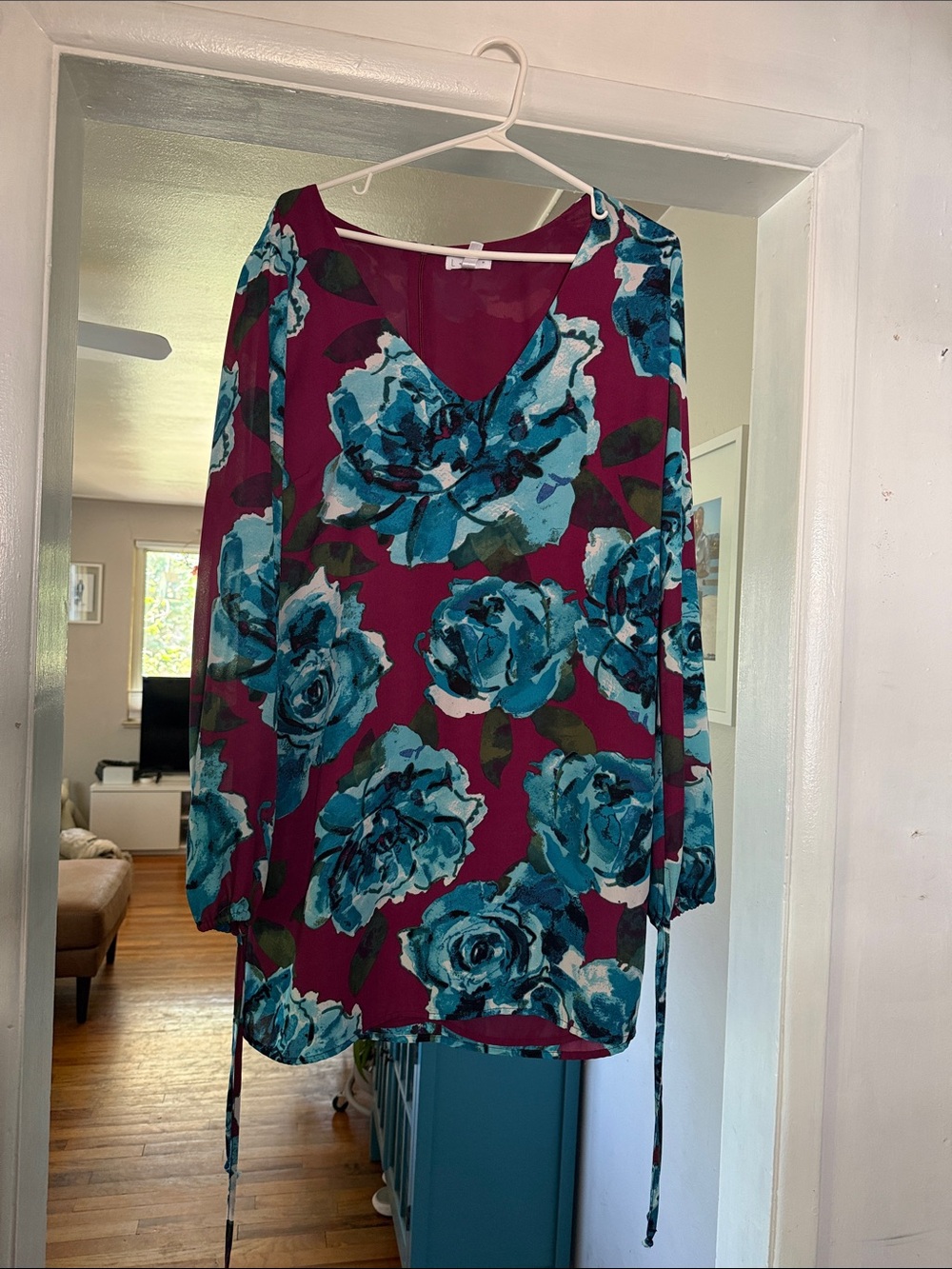Leith Floral V-Neck Long-Sleeve dress